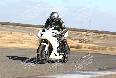 media/Nov-03-2024-TrackDaz (Sun) [[44580f4982]]/B Group/1220pm (Wheelie Bump)/